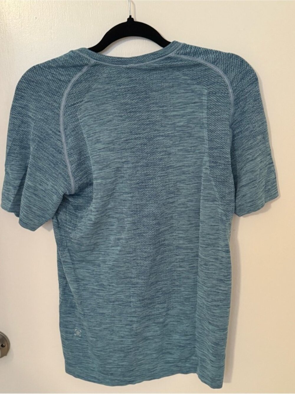 T-Shirt - Blue - Picture 2 of 2